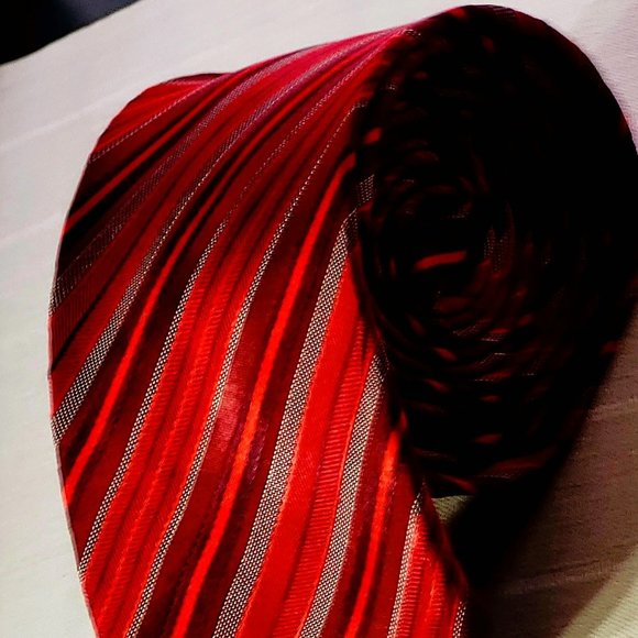 CARLO MONZA, Italian men's tie, 100% SILK, handmade, Patterns: Red stripes - Picture 4 of 15